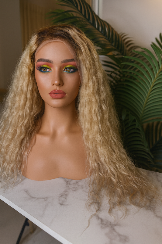 Peluca de Cabello 100% Humano 24” Rubia 13x6 Lace Front – Realista y Premium