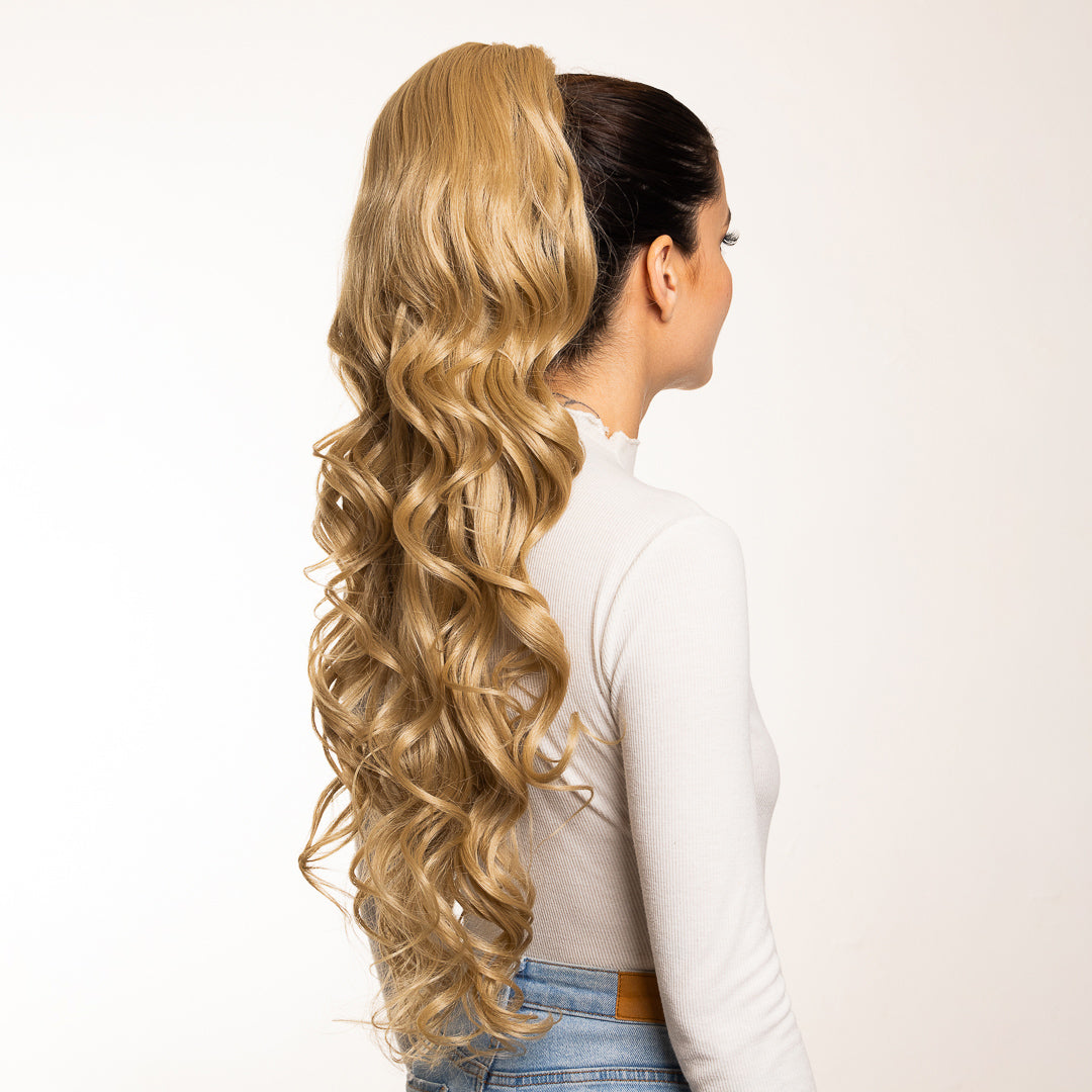 PONYTAIL NEGRA ONDULADA