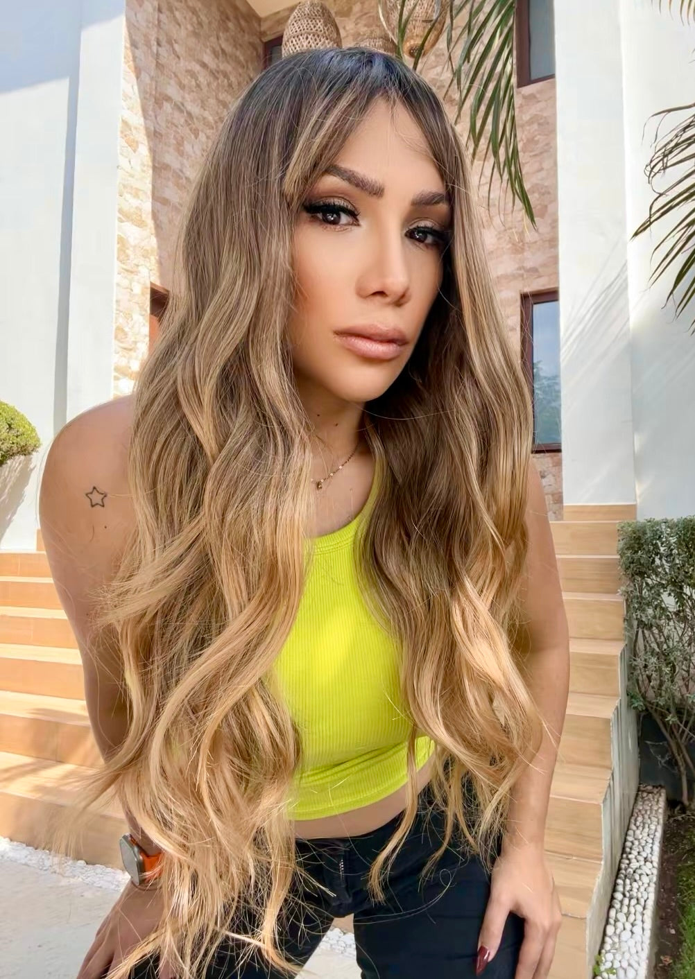 EMPODERADA PELUCA CON FLECO Y ONDAS REALISTA