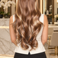 ÁMBAR | PELUCA REALISTA 13X6 RUBIA MIEL CON REFLEJOS DORADOS ONDULADA 22" FIBRA PREMIUM