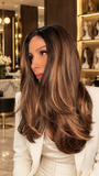 NÉCTAR | PELUCA LACE FRONT EN T LISA MECHAS MIELES CORTE EN CAPAS 18" PIEZA ÚNICA