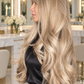 GALA | PELUCA CLÁSICA 30" RUBIA LARGA CON ONDAS Y FLECO SIN PEGAMENTO