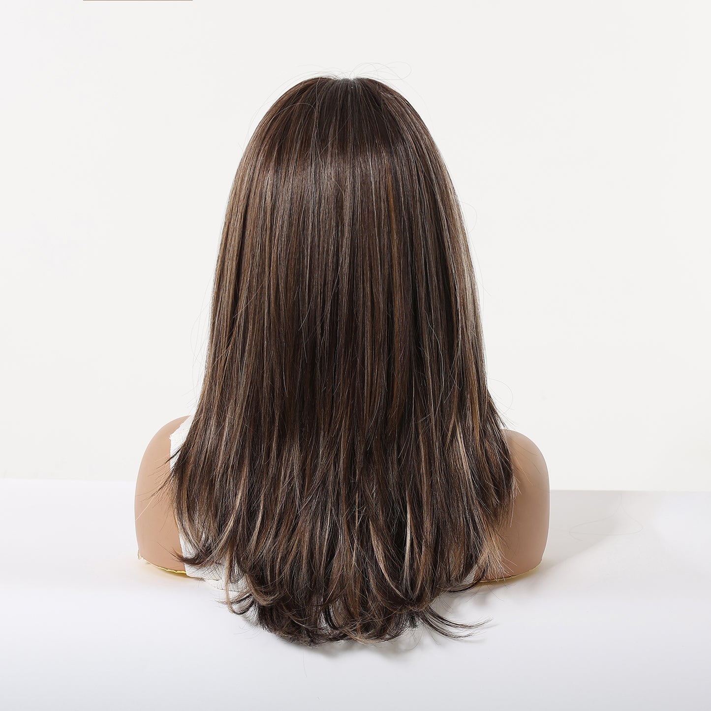 Peluca Clásica 16 Pulgadas Castaño con Mechas Plata | Fibra Premium | Ross Wigs