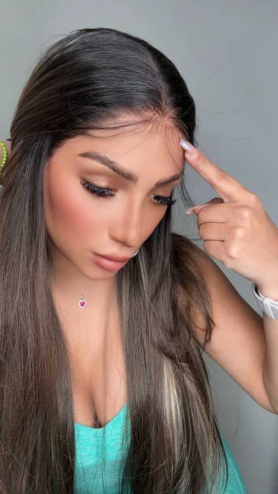 PELUCA 28 PULGADAS CORTE EN CAPAS CON RAYOS DORADOS | LACE FRONTAL 13X6 180G CABELLO NATURAL (Copia)