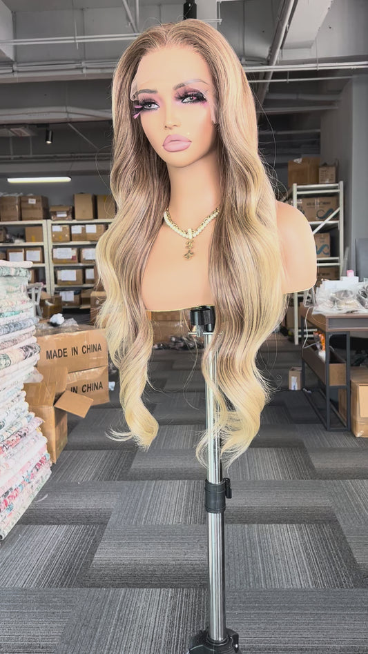 Peluca Rubia Dorada 13x6 Realista | Fibra Premium Resistente al Calor | Lace Frontal Natural Reutilizable