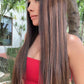 Peluca Lace Front 13x6 de Fibra Premium Resistente al Calor | Base Café con Rayitos | Realista | Colas Altas (Copia)